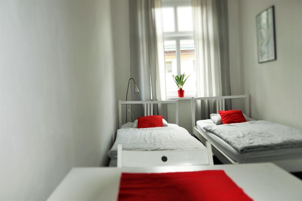 Hostel Awangarda 波兹南 外观 照片